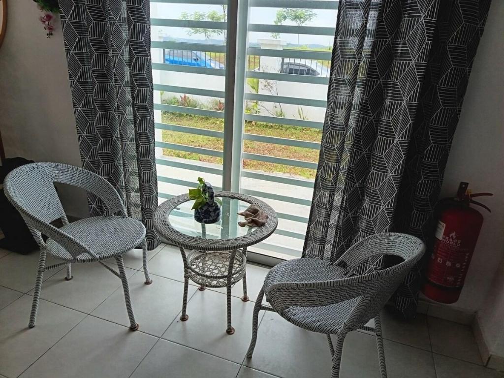 Jennifer MAMA Kundang Jaya Villa — photo 3