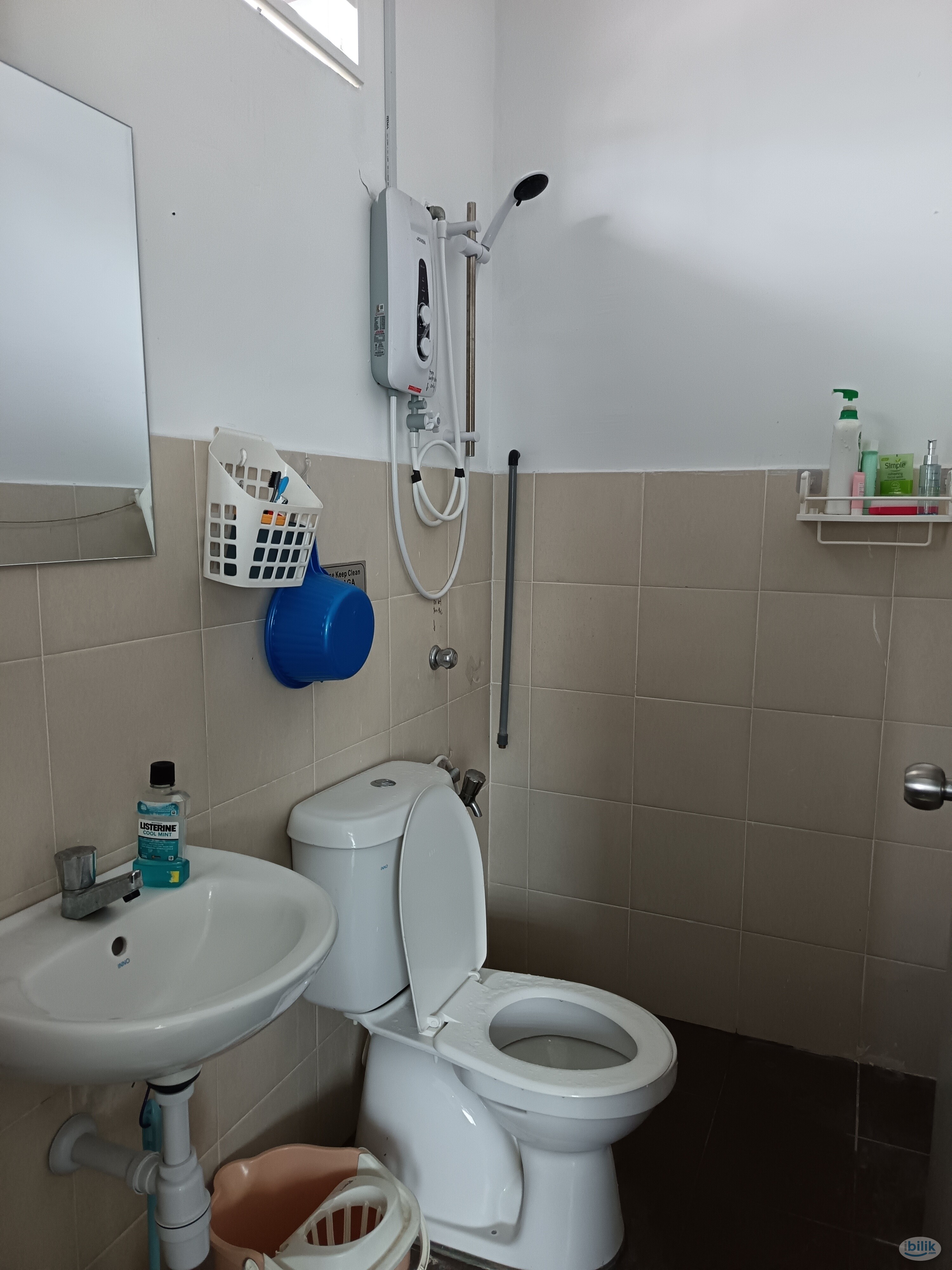 Jennifer MAMA Perodua HQ Rooms — photo 4